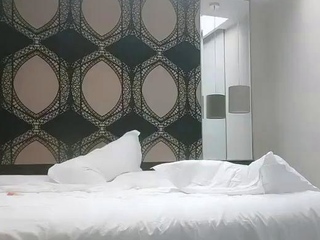 Amateur Asian Solo Fucking On Cam