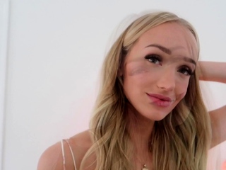 Amateur blonde blowjob and big messy facial on face