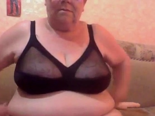 Big-Titted Russian BBW Granny on Webcam