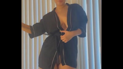 gave my friend his first blowjob I love making him cum fast