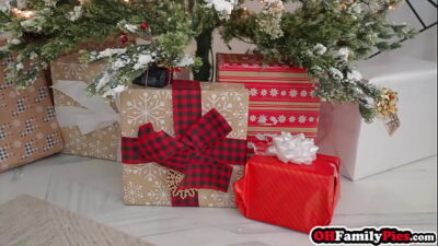 Petite Latina teen stepdaughter gets fucked by big hard dick handy stepdad