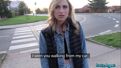 Public Agent – I make this Hot American Tourist SQUIRT in the WOODS